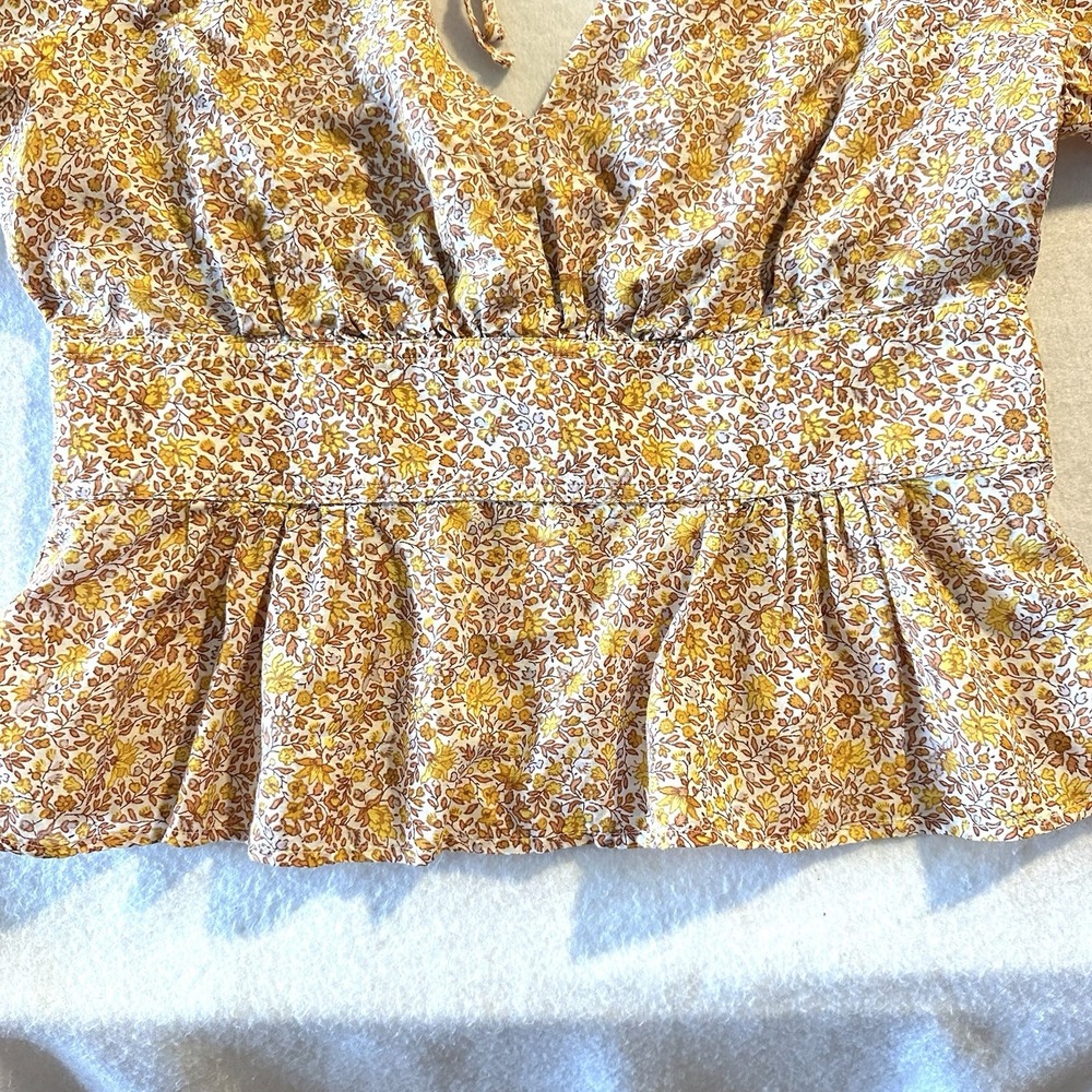 J‎ Crew sz 10 Puff-Sleeve V-Neck Top Yellow Scattered Blooms Floral Print - Picture 3 of 16